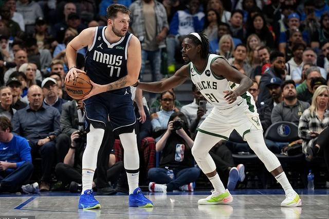 内维尔：拉什福德离队也许是好事