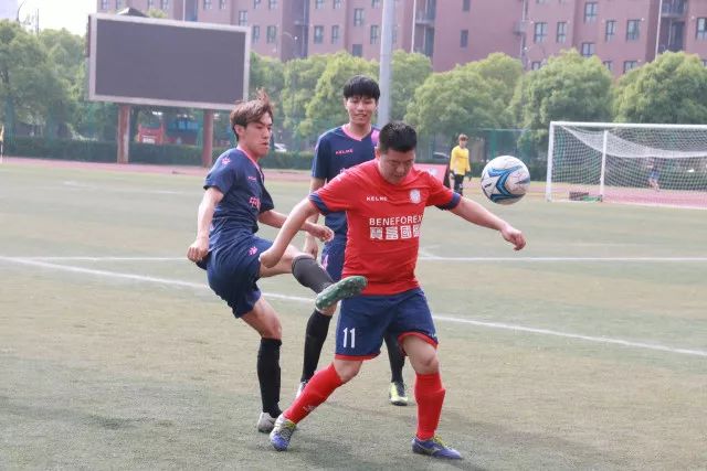 U17全队再拍俱乐部球衣全家福，足协向所属球队及单位致谢微博8天前59回复